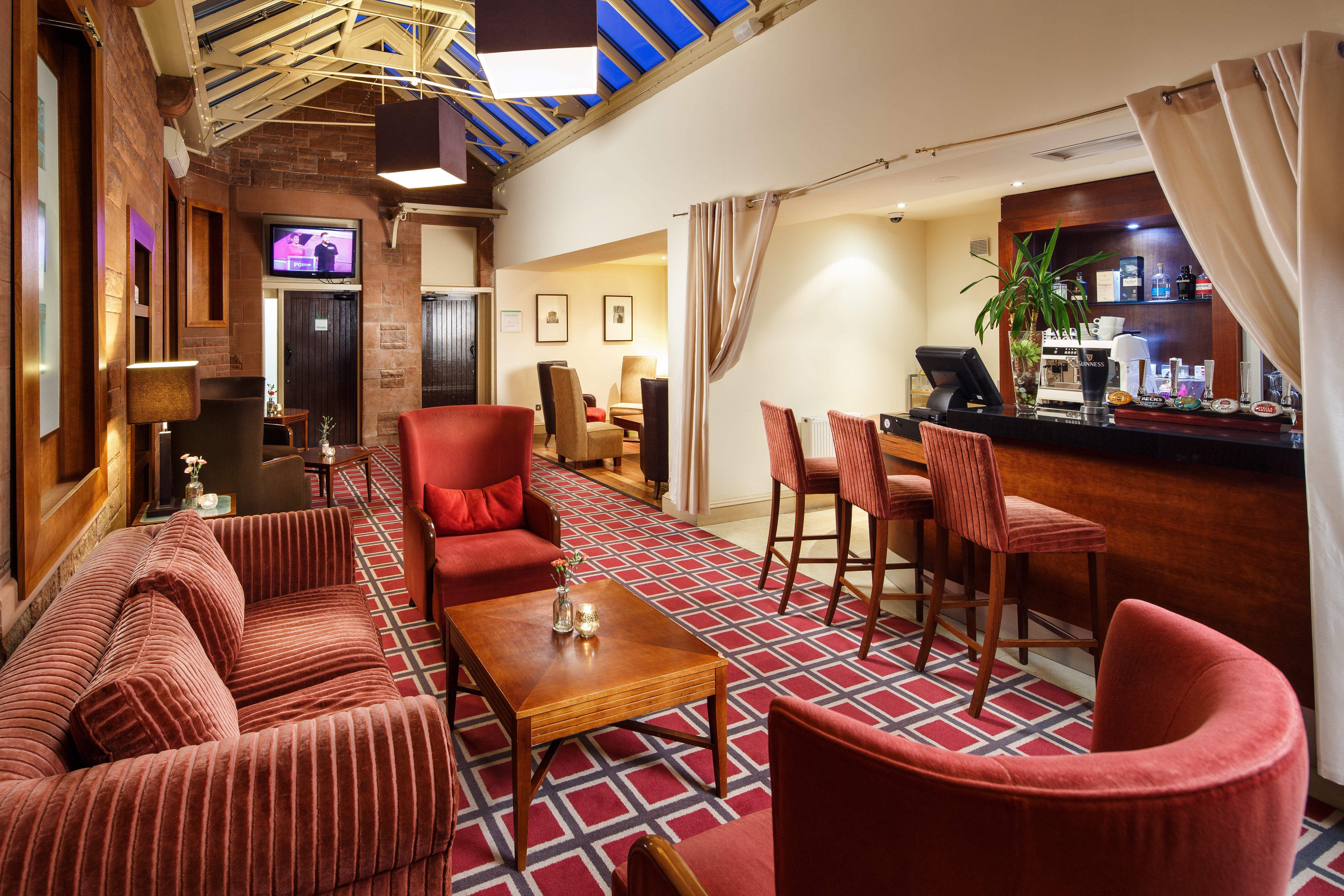 Holiday Inn Dumfries By Ihg Exterior foto