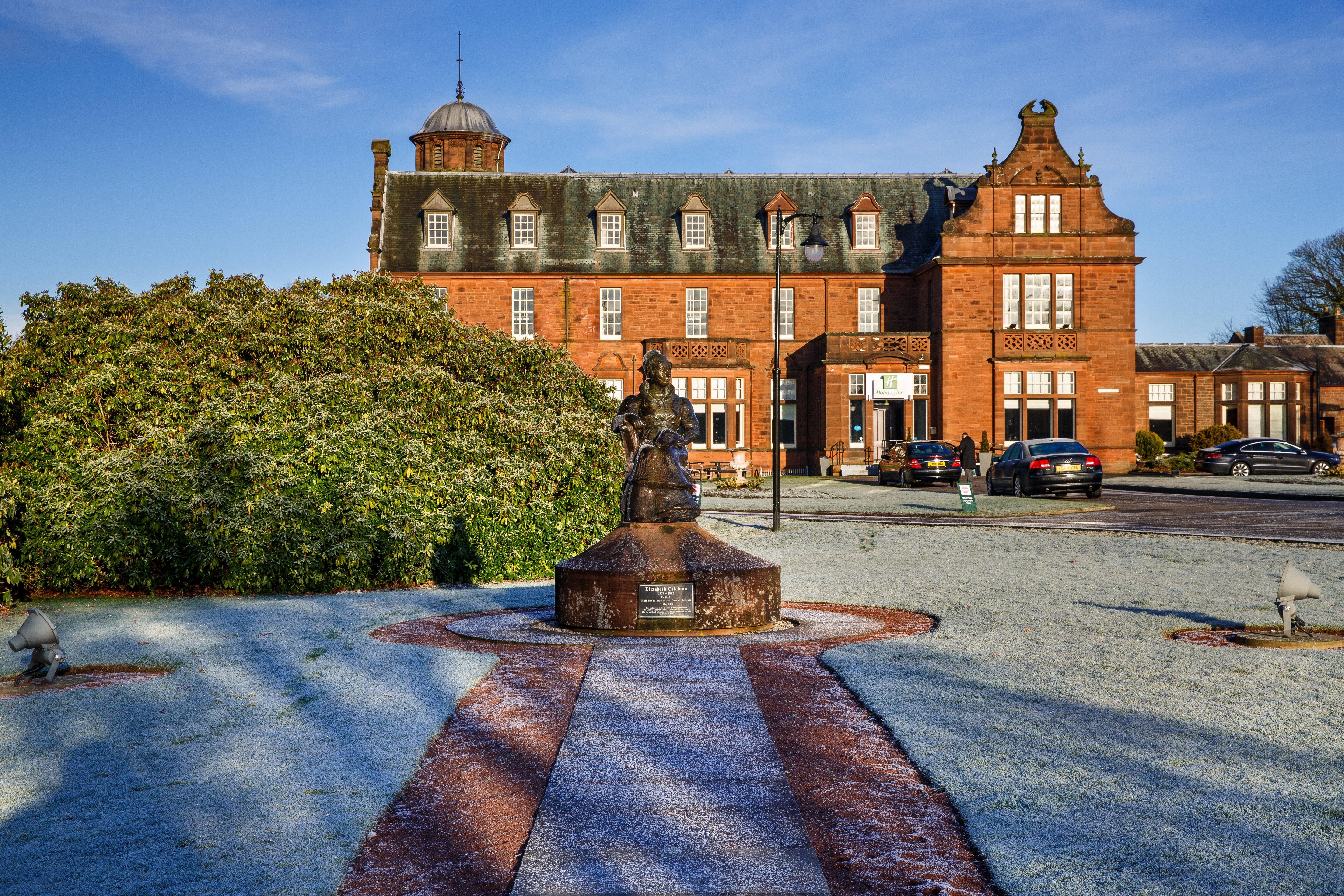 Holiday Inn Dumfries By Ihg Exterior foto